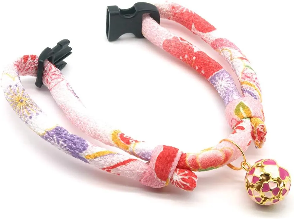 PetSoKoo Four-Leaf Clover Cat Collar with Bell Breakaway Buckle. Japanese Chirimen,Cute Kitten Collar for Girl Boy Cat